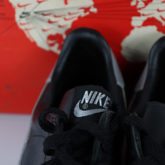 80s New Nike Mens Euro Match Soccer Shoes Black main image 3